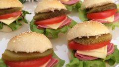 Ev Yapımı Hamburger Ekmegi