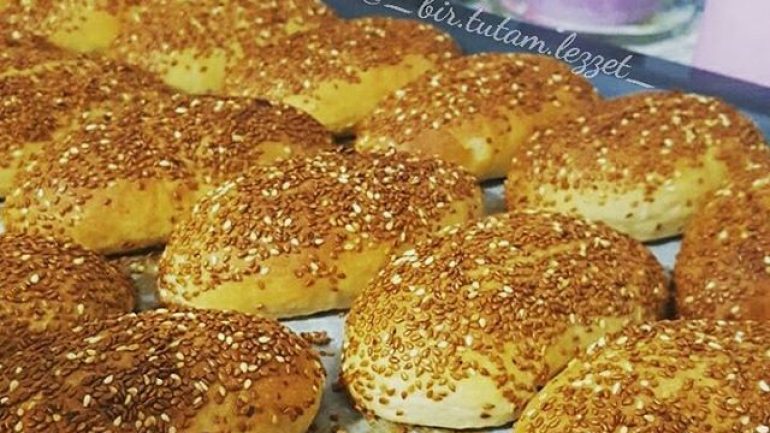 Kaşarlı Kumru Poğaça