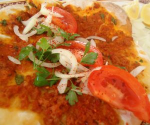 Lahmacun Tarifi