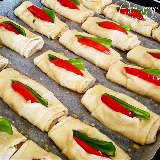 Patatesli Karnıyarık Börek