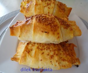 Pırasalı Kruvasan Börek