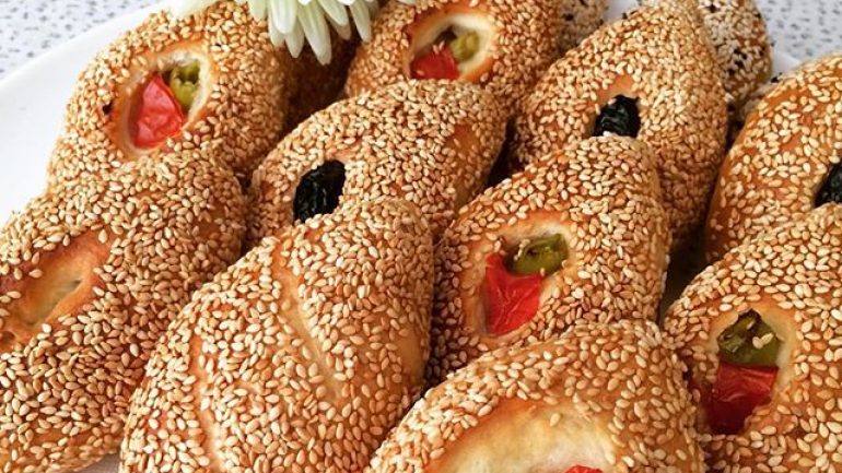 Susamlı Simit Poğaca
