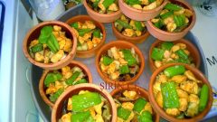 Tavuklu Güveç (porsiyon toprak kapta)