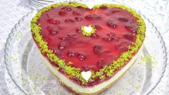 Vişneli İrmik Tatlısı