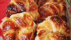 Yumuşacık Tereyağlı Açmalar