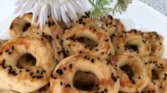 Çörek Otlu Kandil Simidi