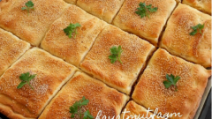 Kat Kat Kıymalı Börek
