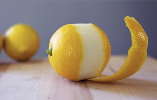 Eklem ağrılarının limon kabuğuyla tedavisi