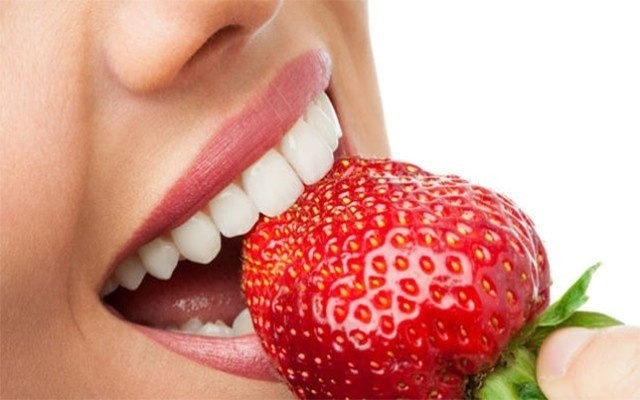 Dişçiye gitmeden tartar temizlemede ve dişleri beyazlatmada en etkili formüller