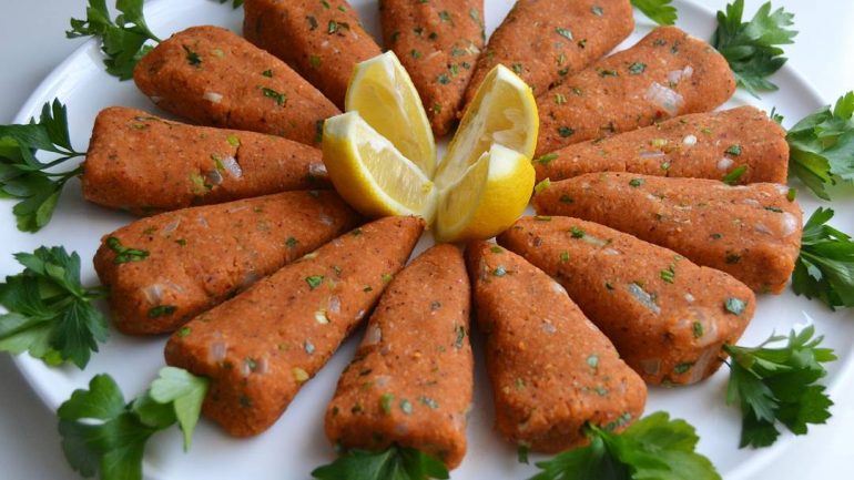 Mercimek Köftesi