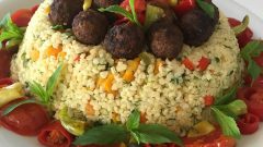 Köfteli Pilav