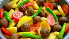 Misket Köfteli Patates Yemeği