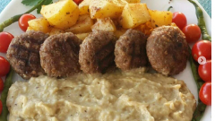 Patlıcan Beğendili Köfte