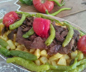 Kızartma Eşliğinde Yaprak Et