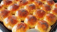 Mavi Haşhaşlı Poğaça