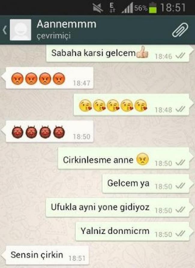 Annelerin Attığı Komik Watsapp Mesajları Büyük Ses Getirdi