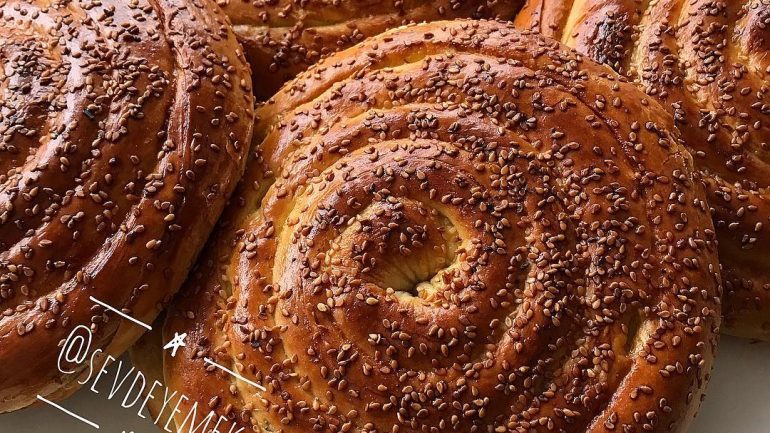 Tahinli Çörek