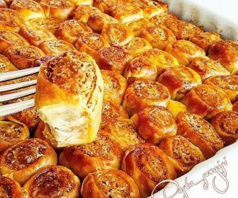 Lokmalık Haşhaşlı Börek