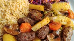 Mantarlı Köfteli Fırın Yemeği