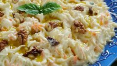 Yoğurtlu Elmalı Kereviz Salatası