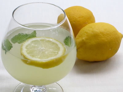 Limon Diyeti ile 2 Haftada 10 Kiloya Yakın Verin