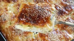 Baklava Yufkasından Peynirli Börek