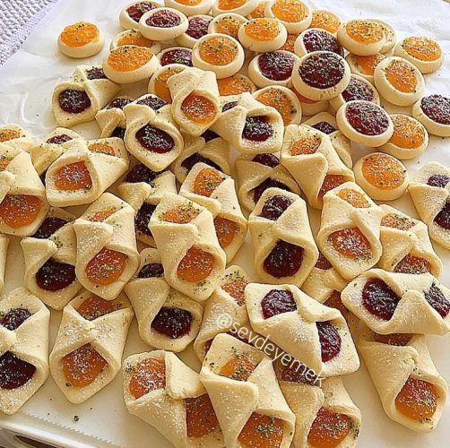 Marmelatlı kurabiye