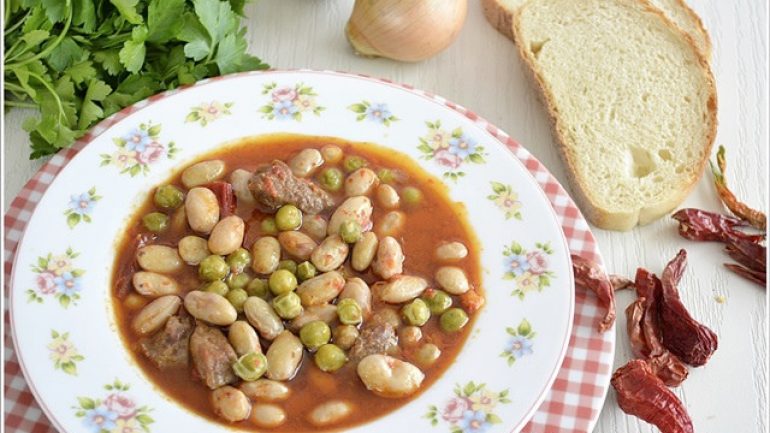 Bezelyeli Barbunya Yemeği
