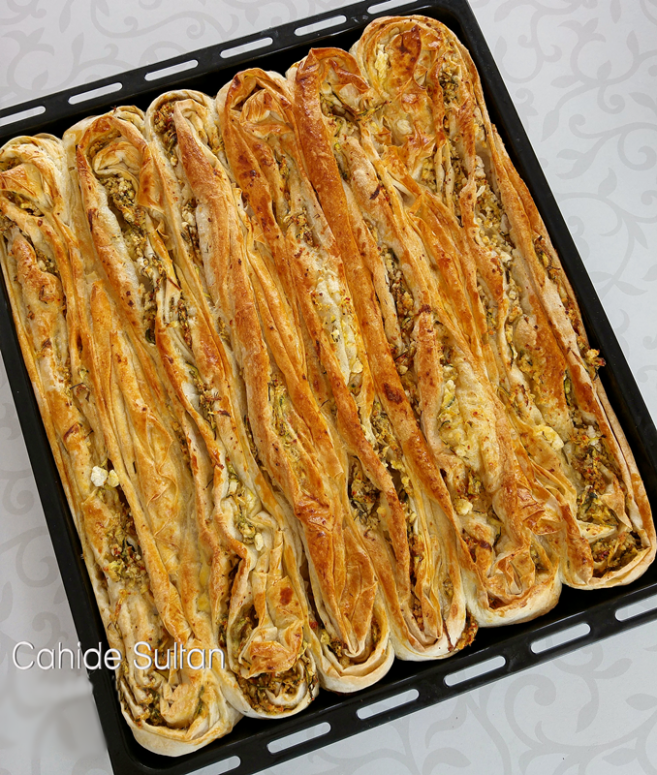 Kabaklı Kırma Börek Nefis Tarifler