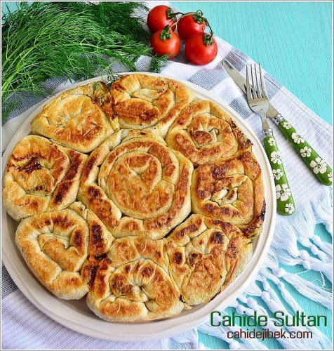 Tavada Gül Börek