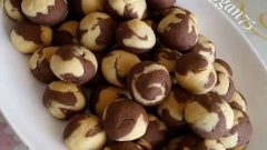 İki Renkli Minik Kurabiye