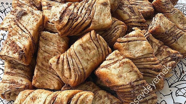 Haşhaşlı Çörek