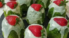 Tencerede Ispanaklı Kek