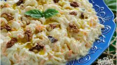 Yoğurtlu Elmalı Kereviz Salatası