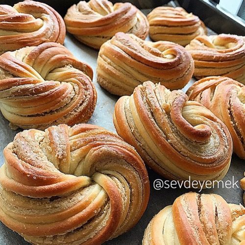 Tahinli Çörek