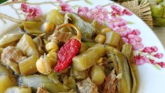 Etli Enginar Yemeği