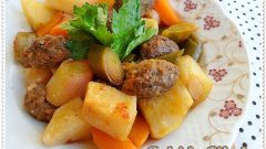 Kerevizli Pırasalı Köfteli Fırın Yemeği