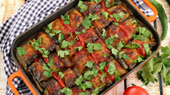 Patatesli Köfteli Patlıcan Sarması