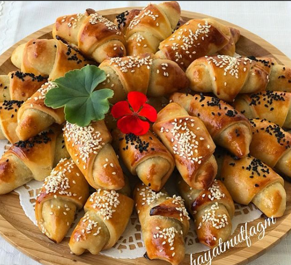 Konken Böreği Nefis Tarifler