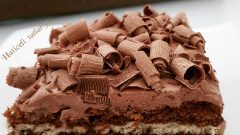 Çikolata Kremalı Bisküvili Pasta