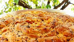 El açması Patatesli Börek