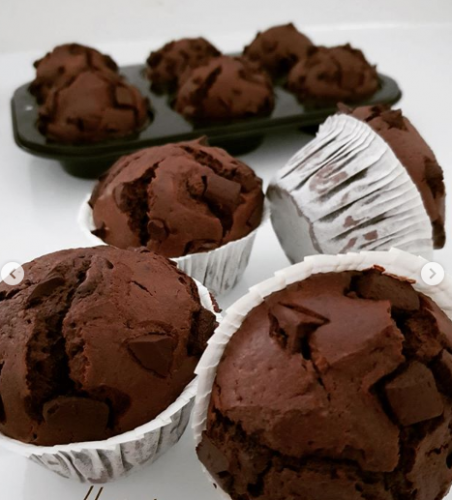 Çikolata Parçacıklı Kakaolu Cupcake