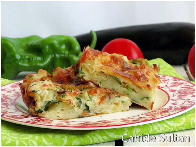 Kolay Patlıcanlı Börek Tarifi