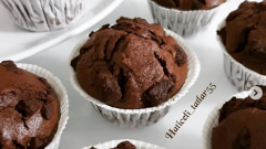 Çikolata Parçacıklı Kakaolu Cupcake