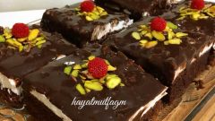 Çikolata Soslu Kakaolu Pasta