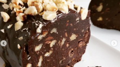 Çikolatalı Doyuran Pasta