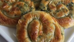 El Açması Gül Böreği