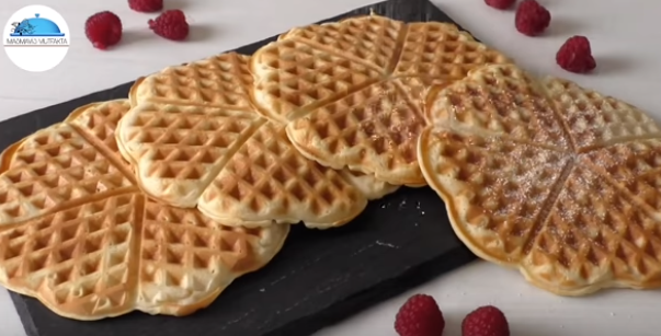 En Garantili Pamuk Waffel Tarifi