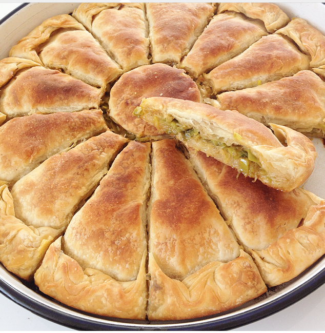 Pırasalı Arnavut Böreği Nefis Tarifler
