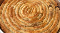 Kıymalı Boşnak Böreği